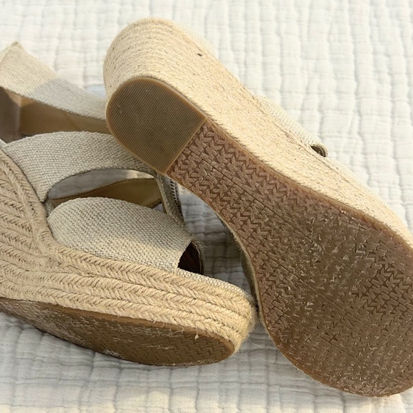 Michael Kors Damita Zip Up Wedge - Picture 4 of 5